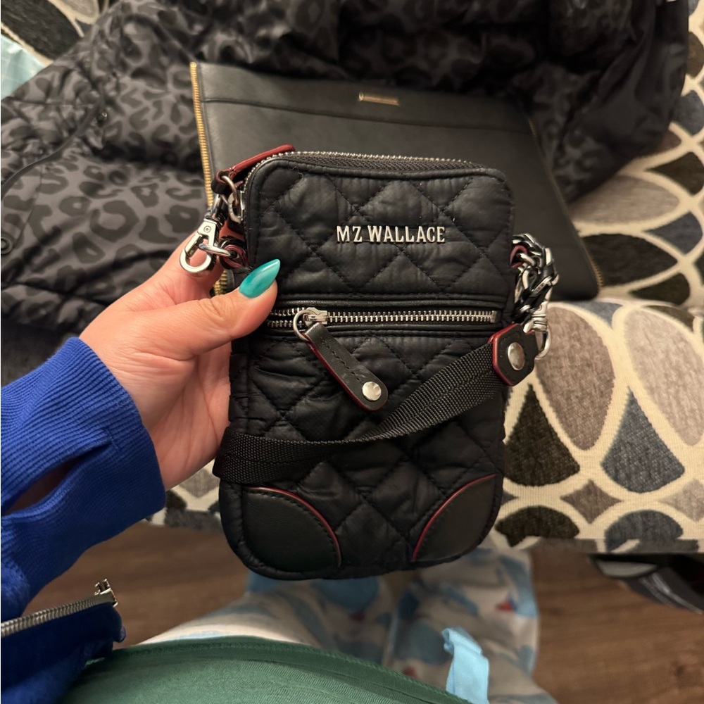 MZ Wallace Black Quilted Phone Crossbody Pouch Red Trim Nylon Lightweight🖤